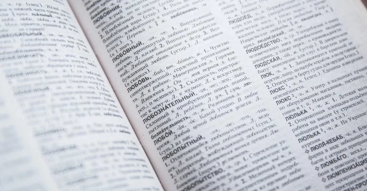 Collins Primary Dictionary vs. Scholastic Dictionary of Spelling: A Detailed Comparison